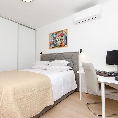 Modern Living Apartment Airy Split Exteriér fotografie