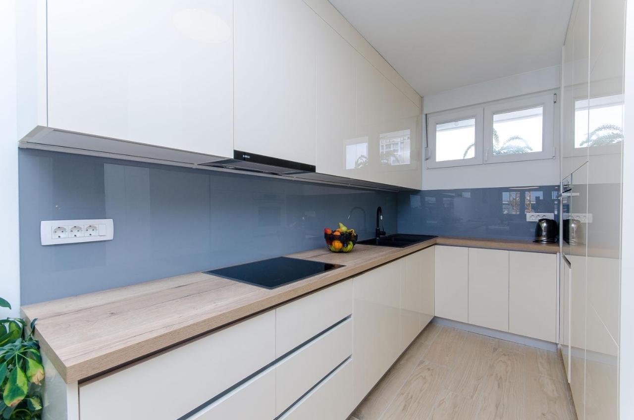 Modern Living Apartment Airy Split Exteriér fotografie